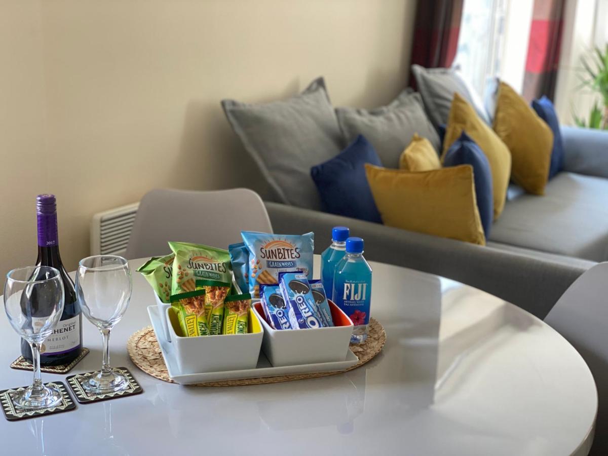 Stylish Two Bed City Apartment With Secure Parking Southampton Luaran gambar