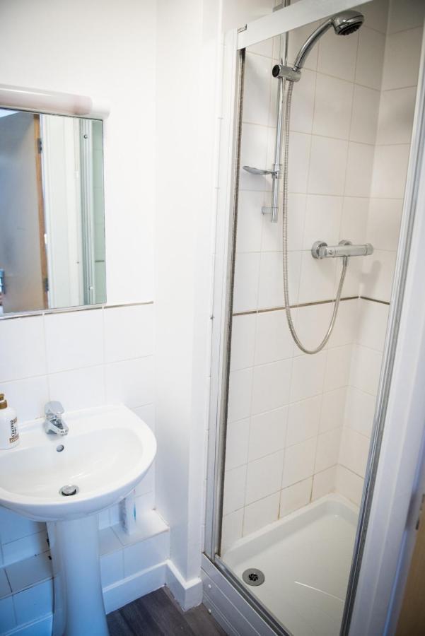 Stylish Two Bed City Apartment With Secure Parking Southampton Luaran gambar